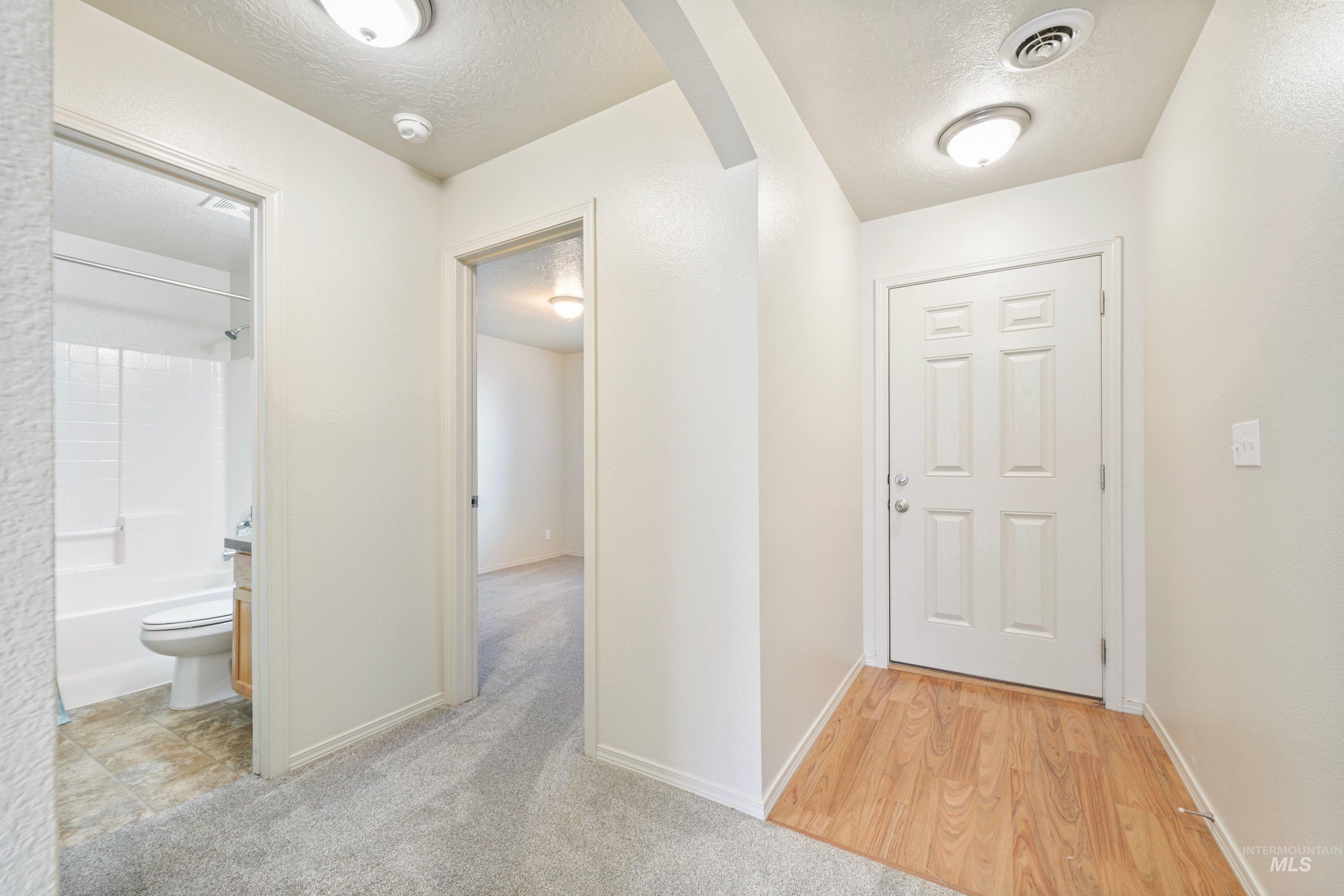 4330 S Glenmere Way Property Photo 7