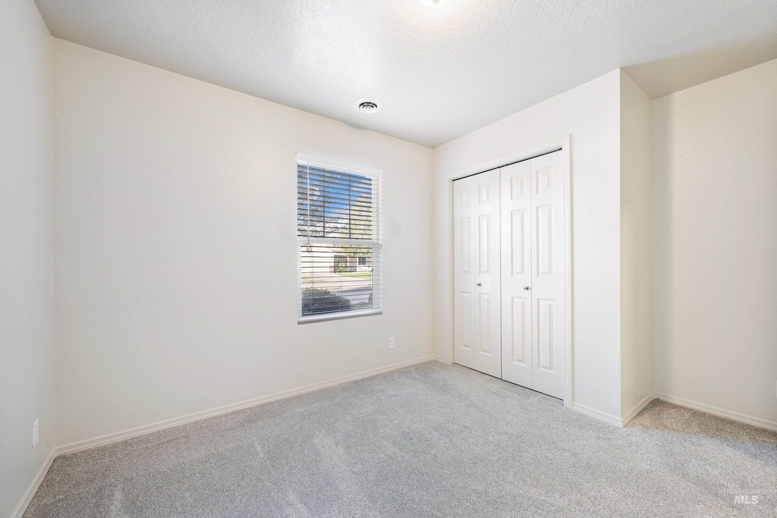 4330 S Glenmere Way Property Photo 9