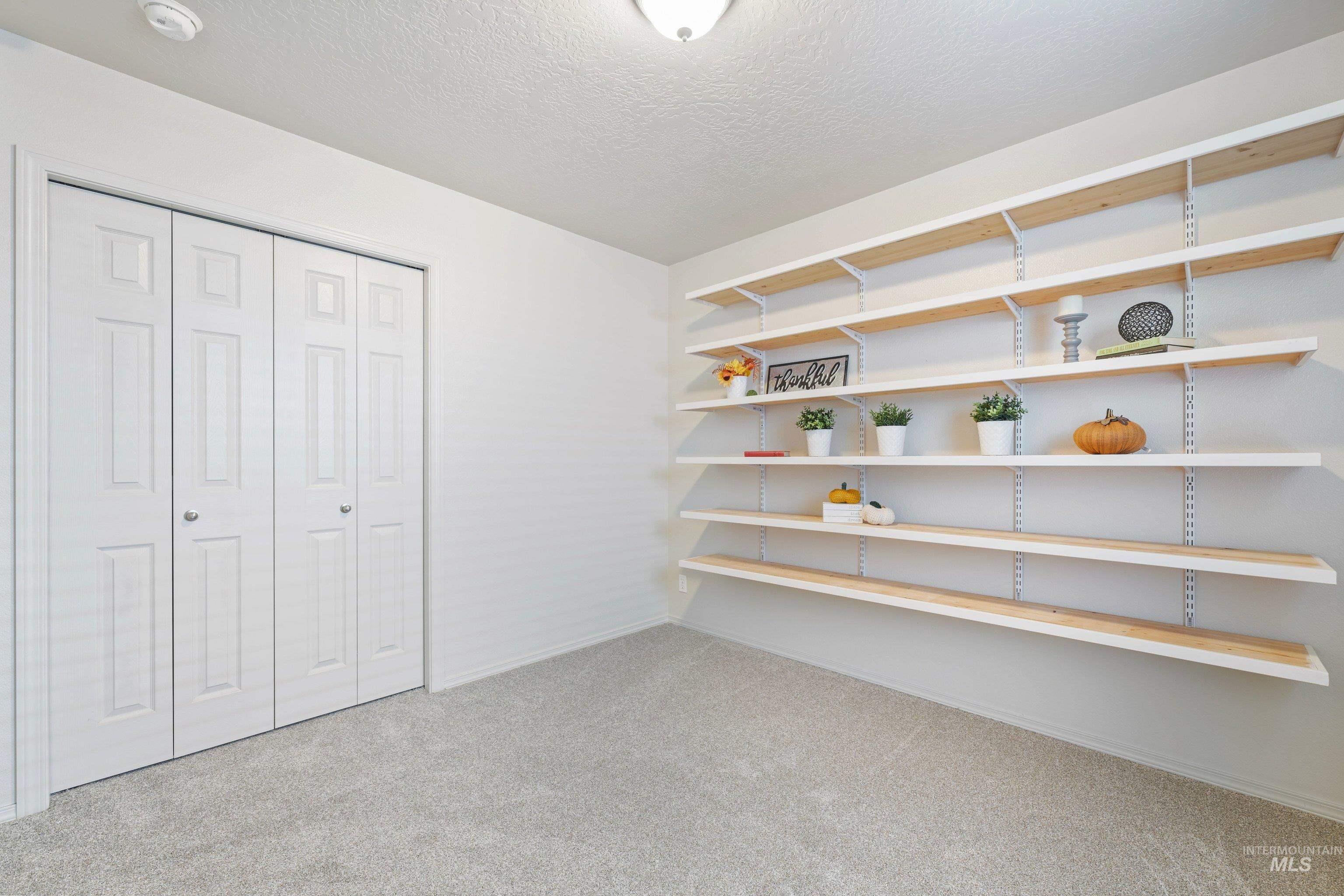 4330 S Glenmere Way Property Photo 12
