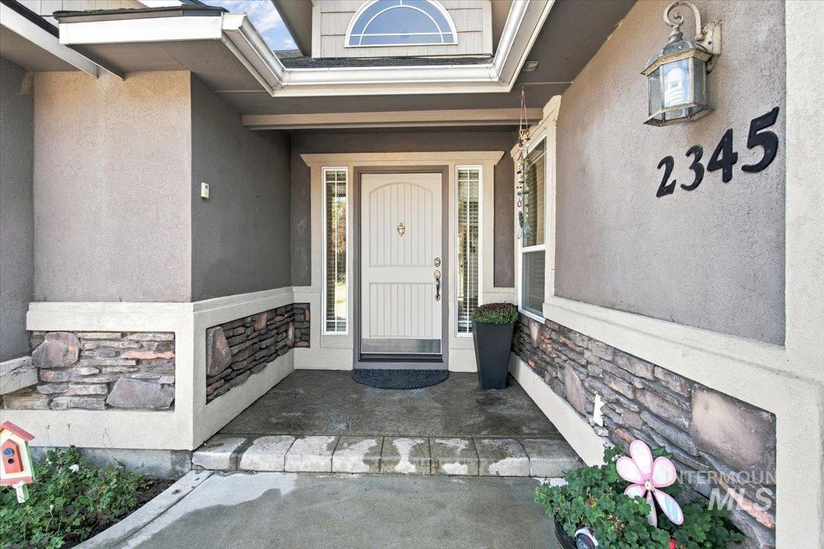 2345 E Bowman St. Property Photo 4