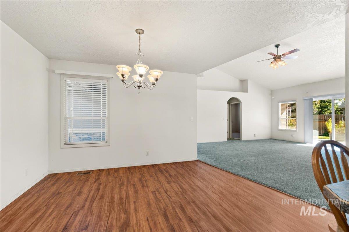 2345 E Bowman St. Property Photo 15