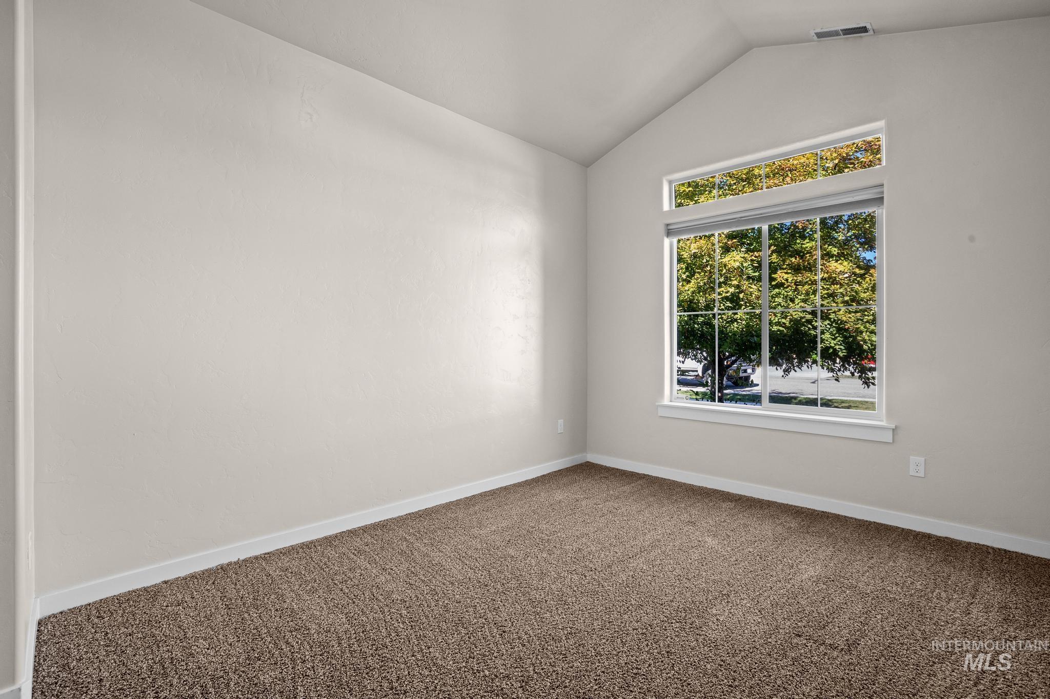 1181 W Darrah Dr Property Photo 17