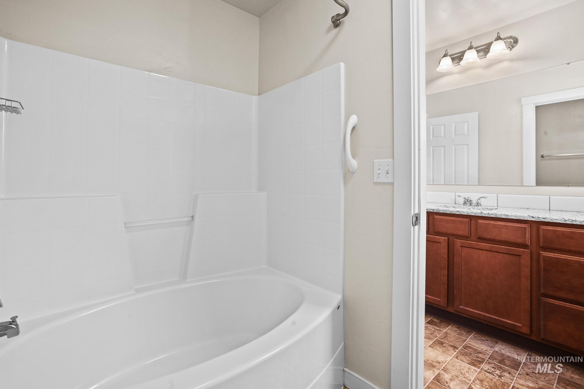 1181 W Darrah Dr Property Photo 22
