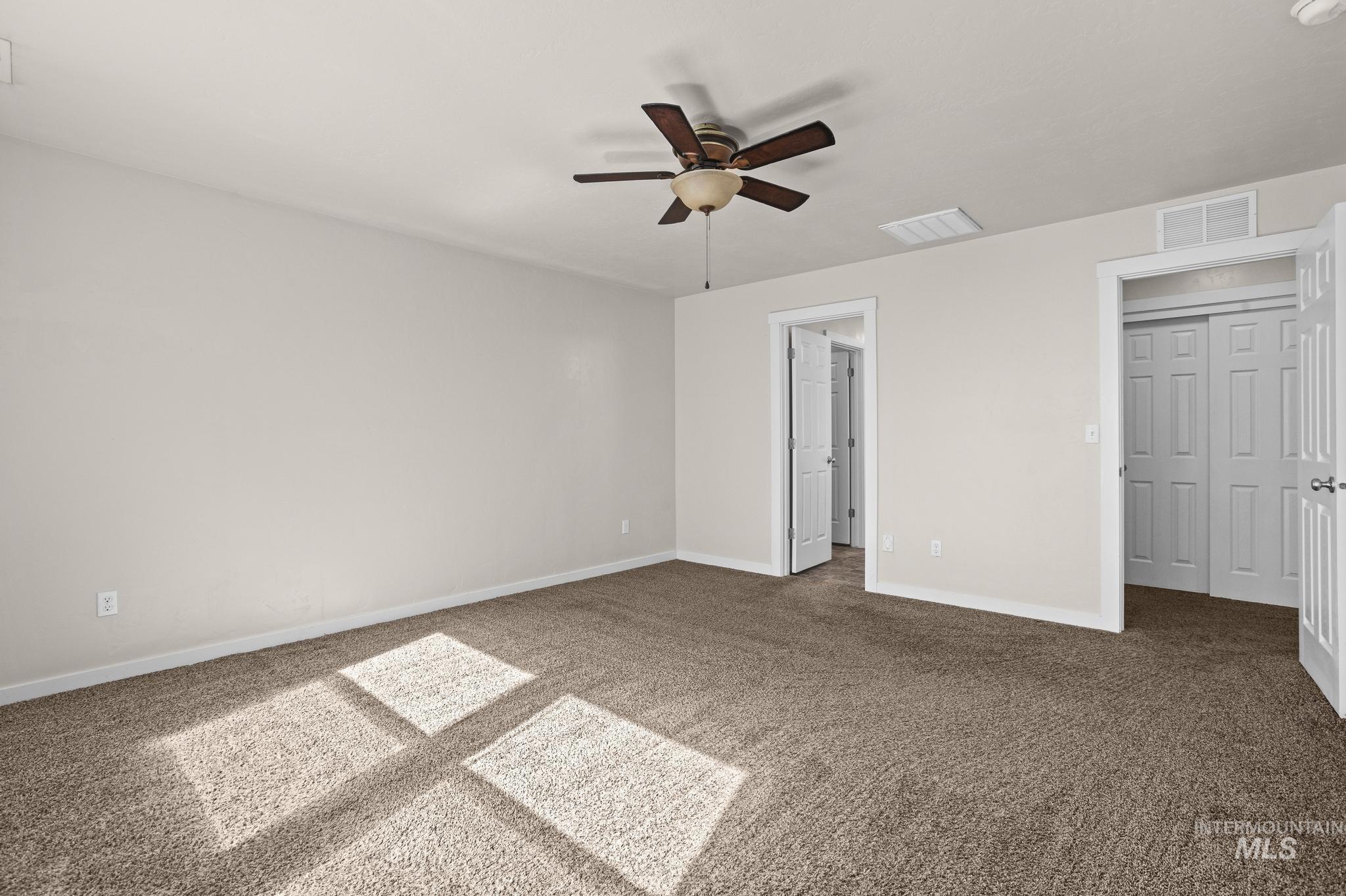 1181 W Darrah Dr Property Photo 30