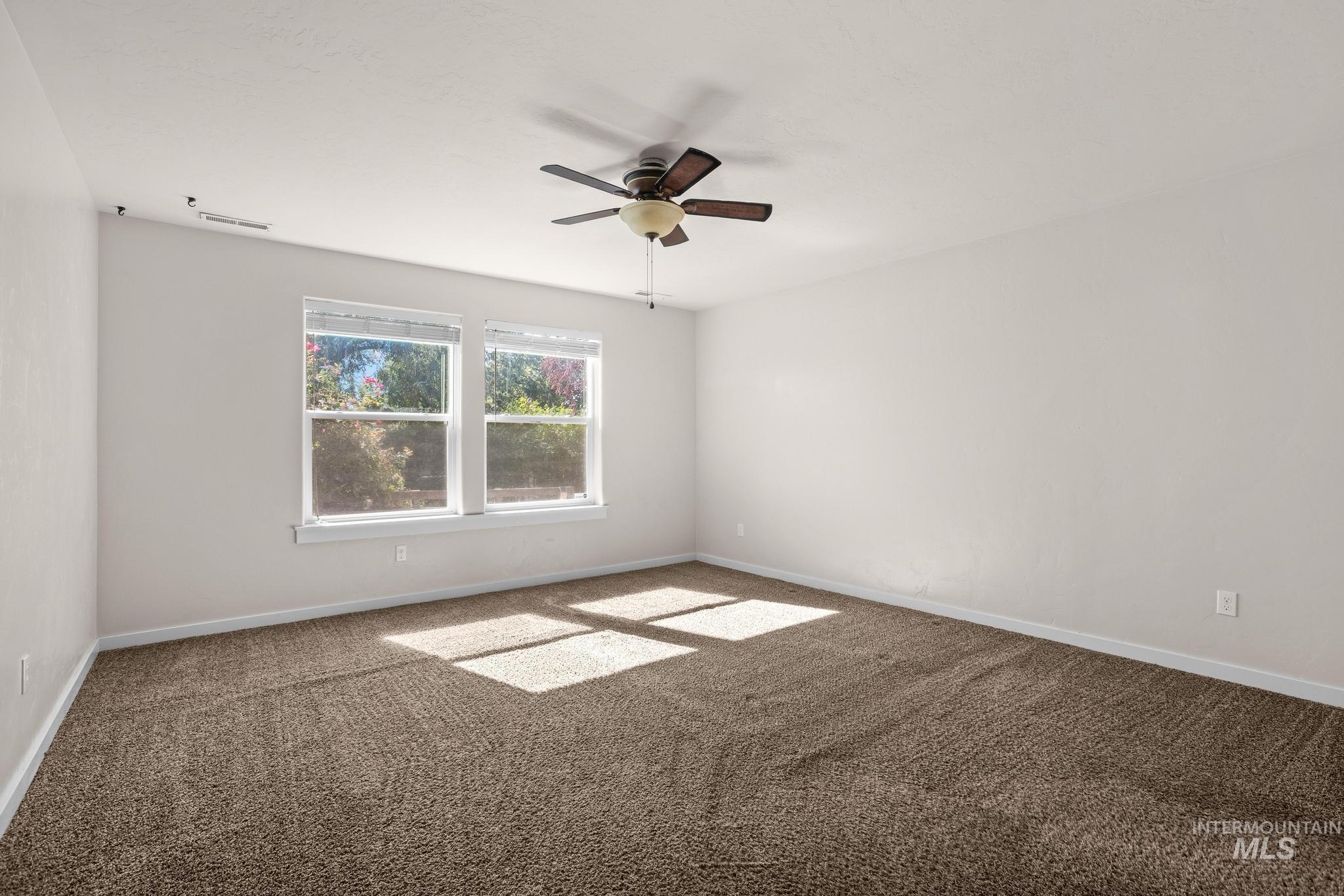 1181 W Darrah Dr Property Photo 31