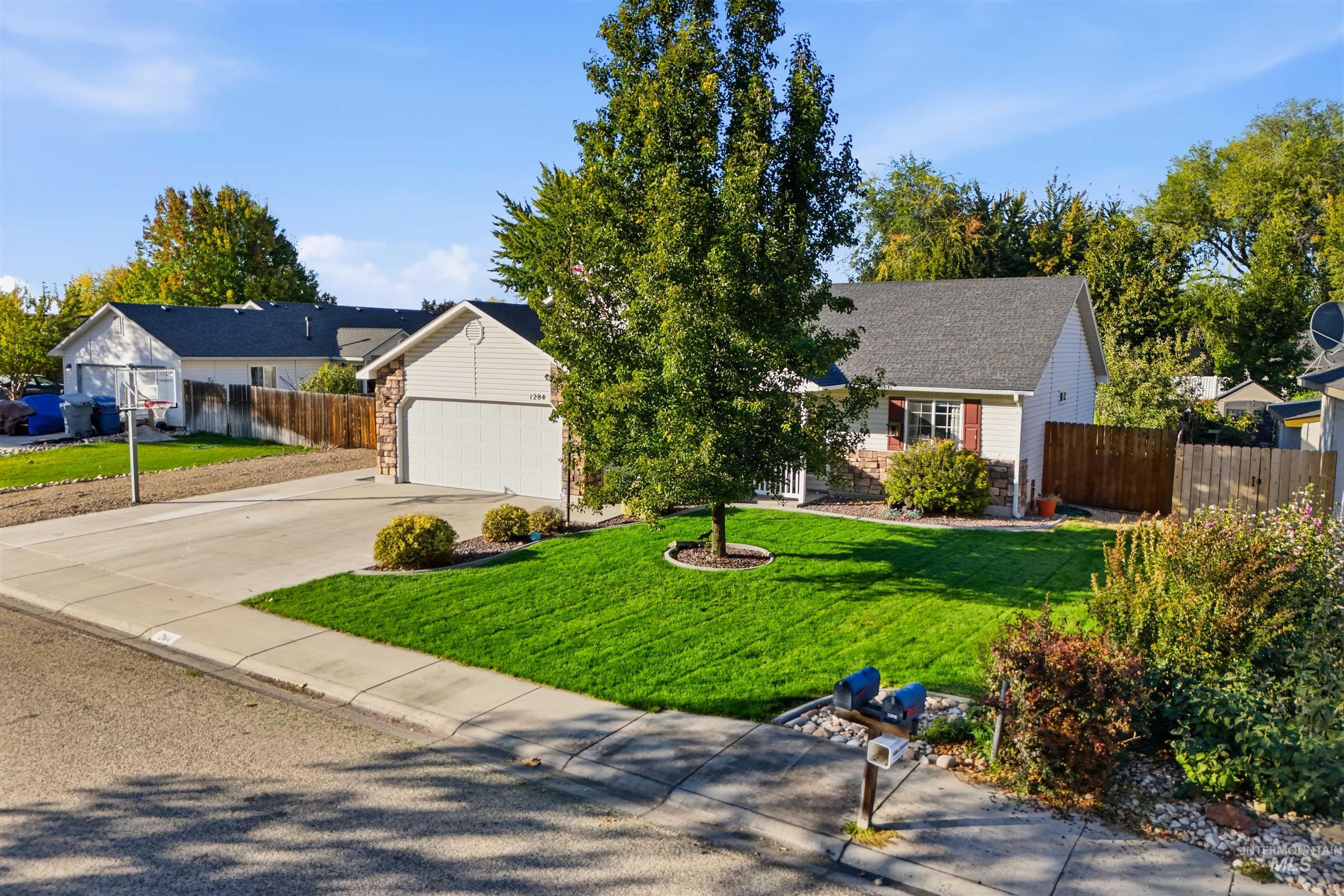 1284 Tennessee Drive Property Photo 4