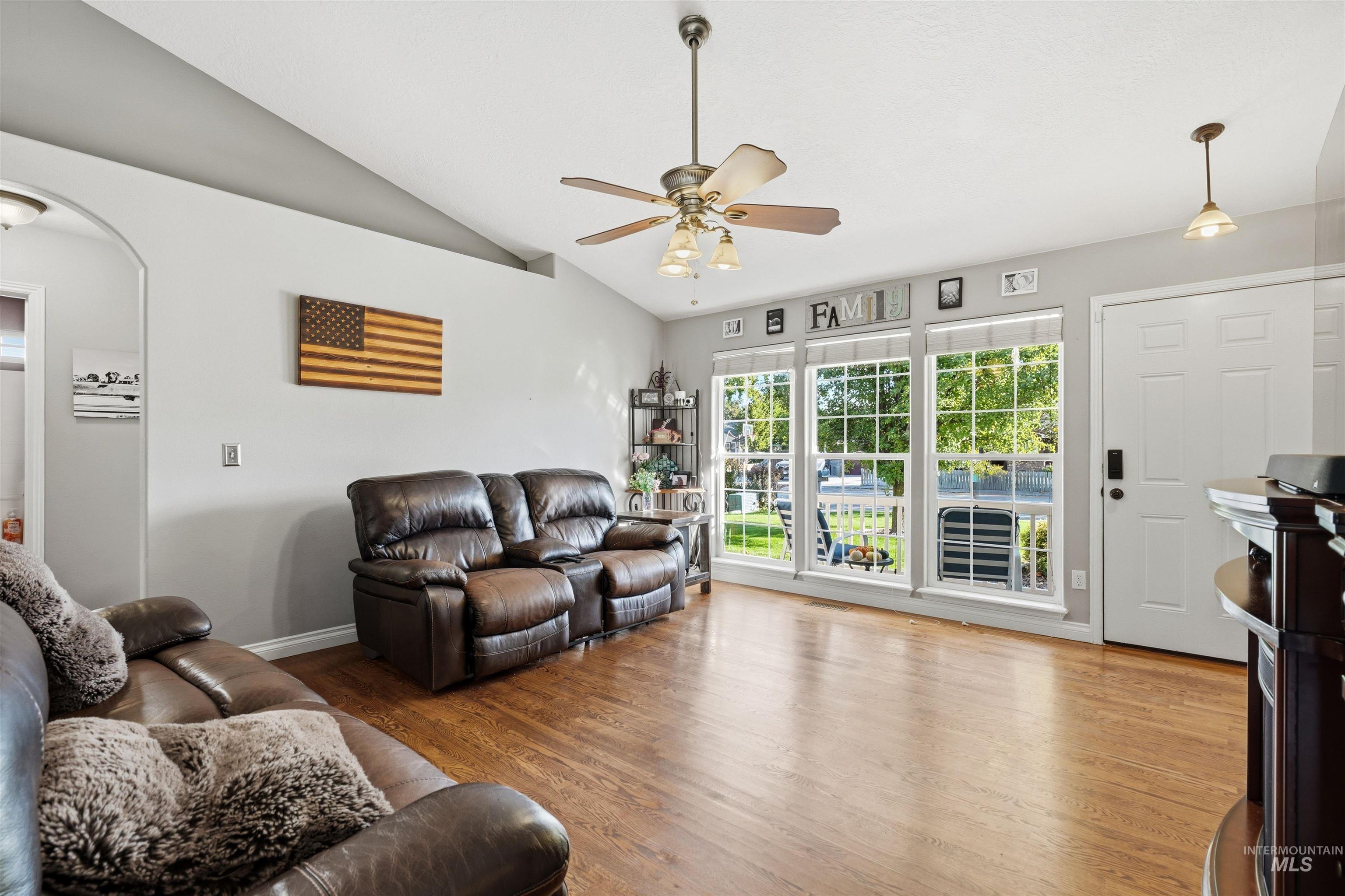 1284 Tennessee Drive Property Photo 8