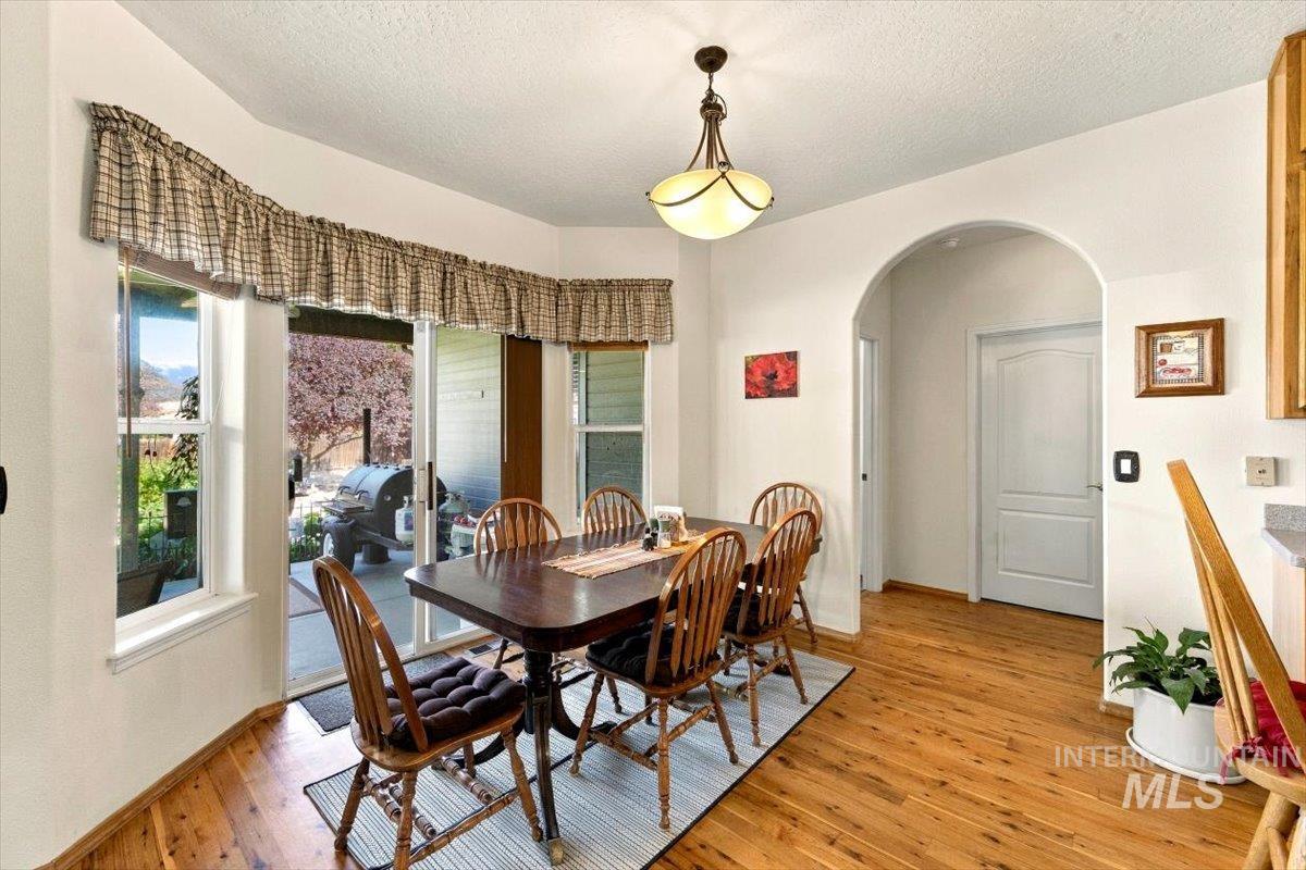 1915 Meadow Ave Property Photo 12