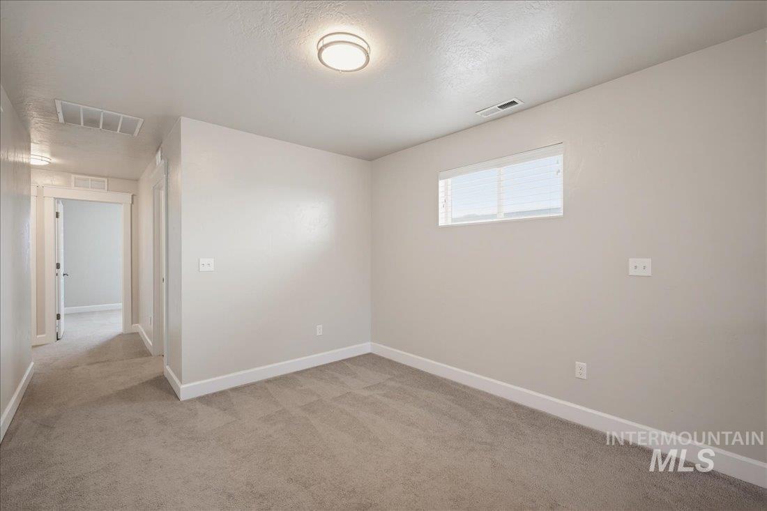 745 E Springloyd St. Property Photo 23