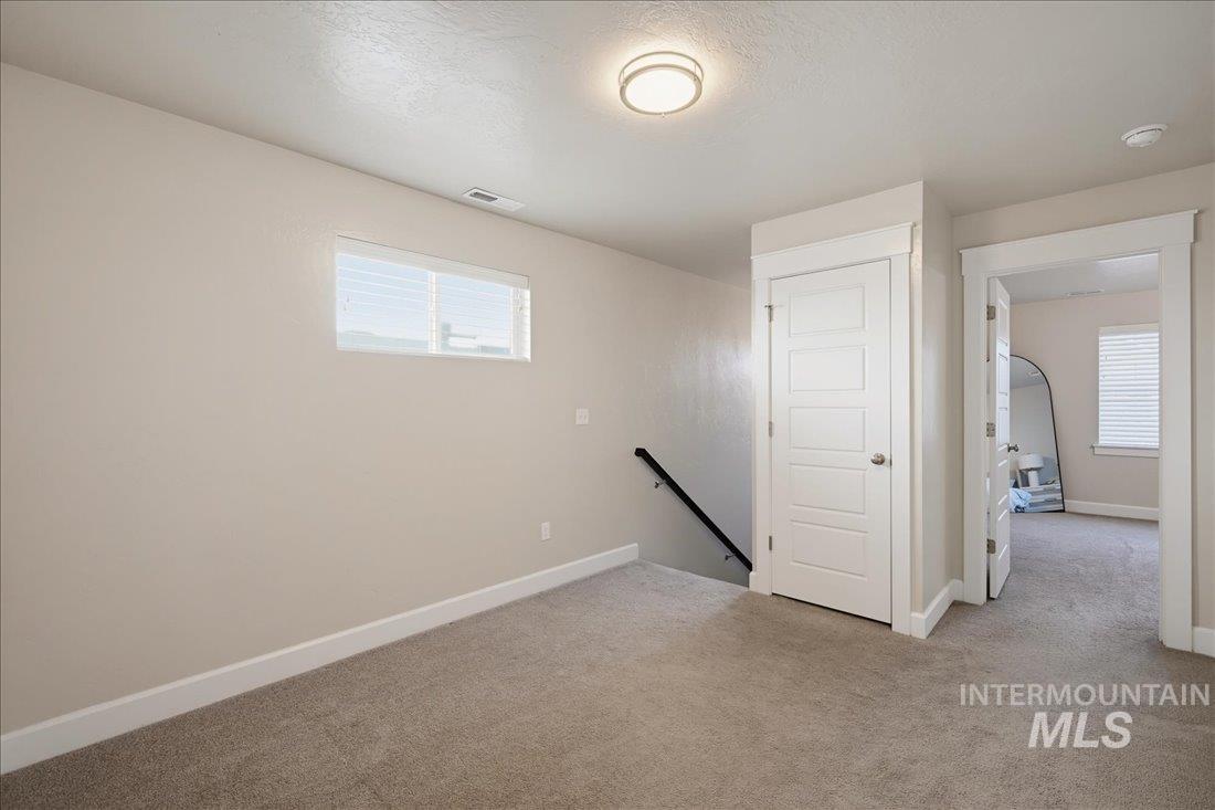 745 E Springloyd St. Property Photo 24