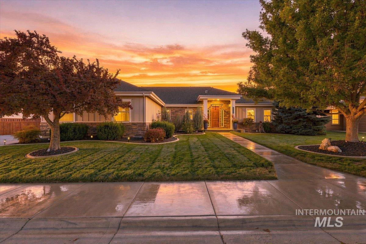 7222 W Ring Perch Dr. Property Photo 1