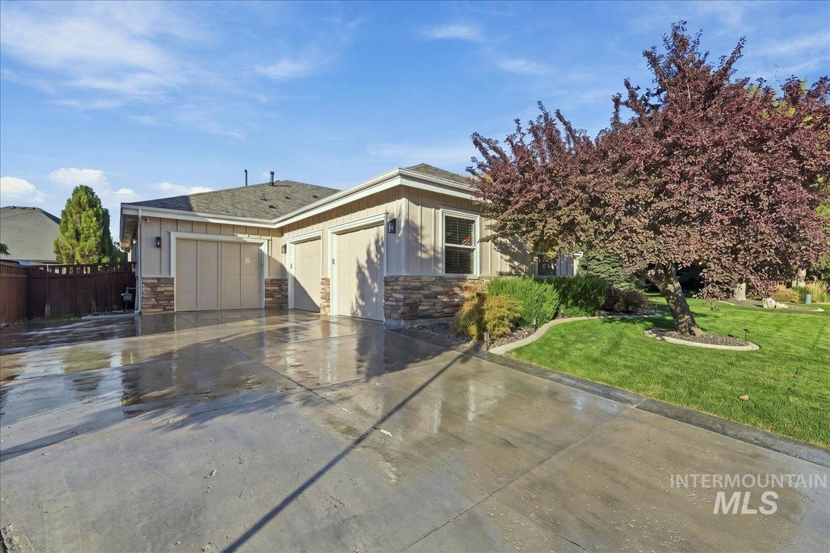 7222 W Ring Perch Dr. Property Photo 7