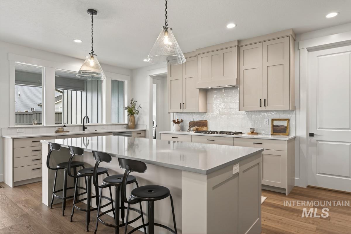 7016 S Cadence Ave Property Photo 5