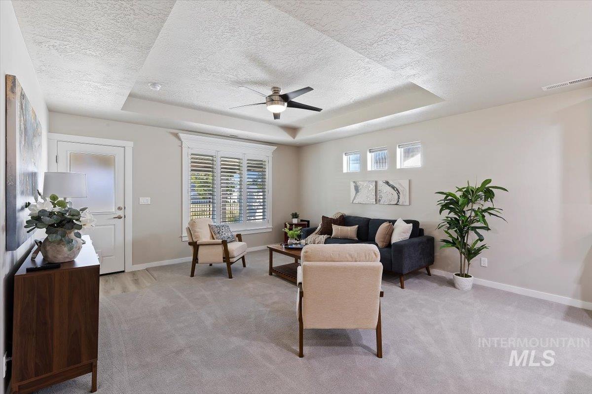 2391 E Kamay Drive Property Photo 9