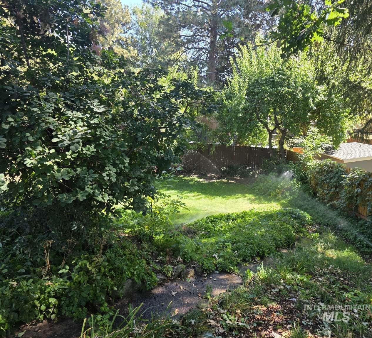 425 Highland Dr Property Photo 22