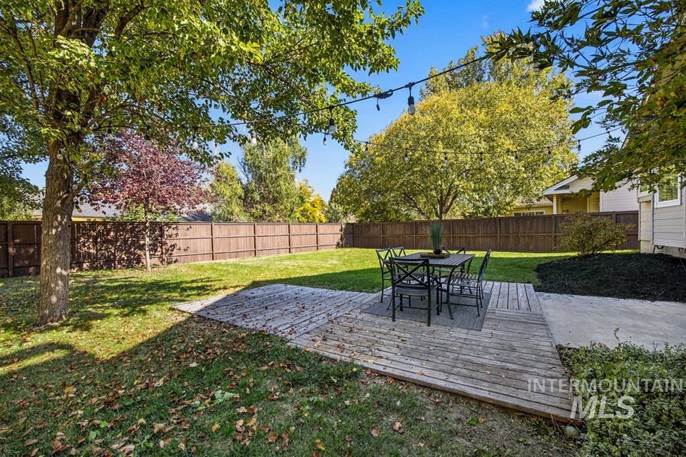 5676 N Riffle Way Property Photo 19