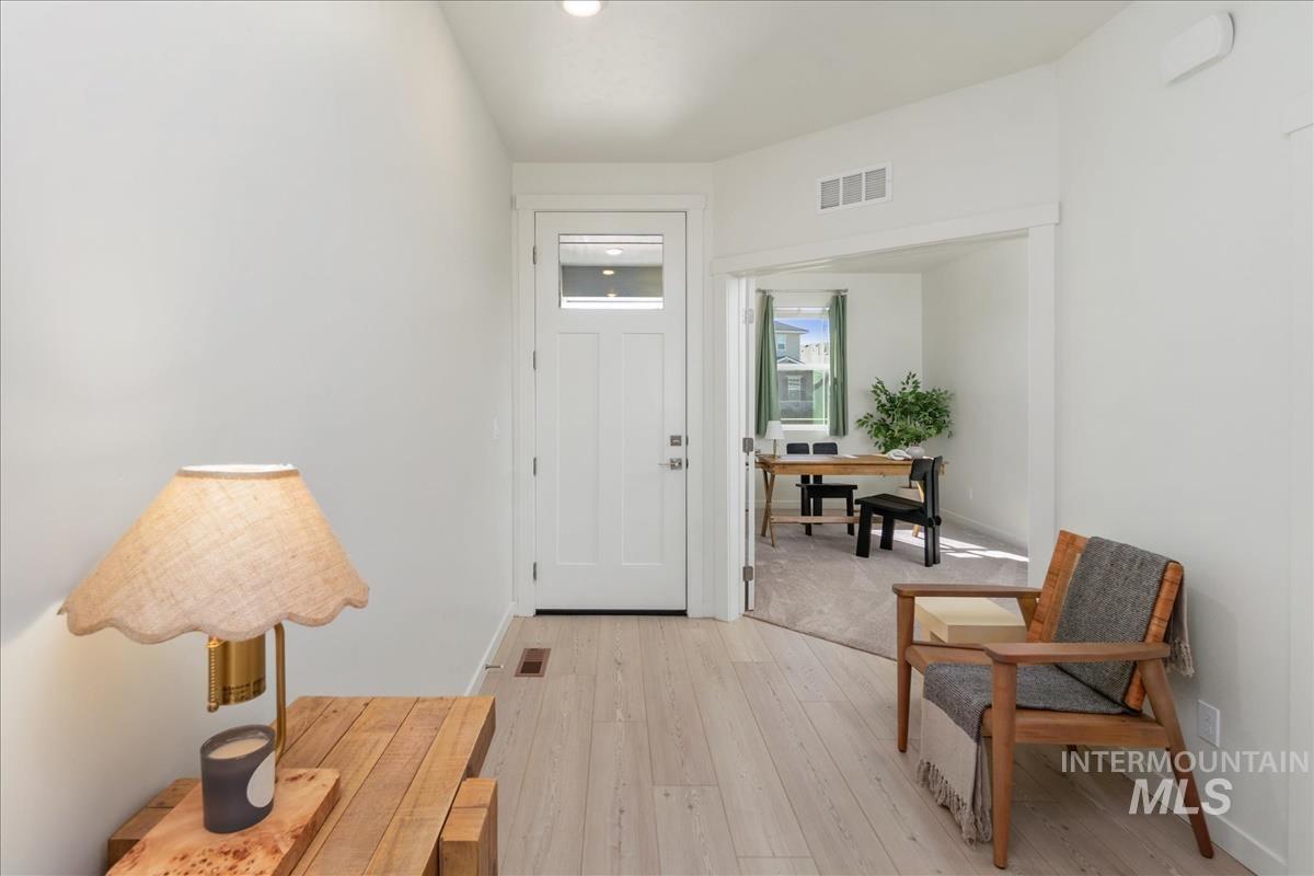4320 S Graycliff Property Photo 2