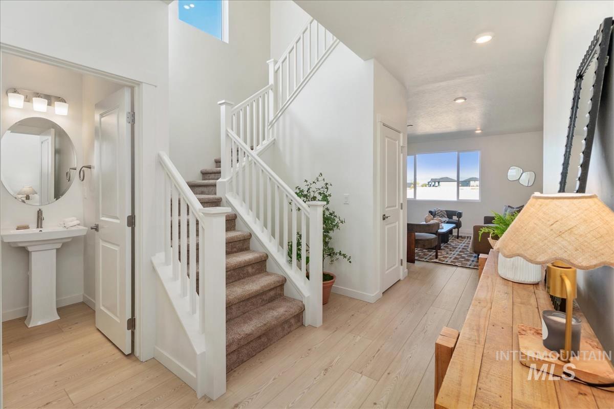 4320 S Graycliff Property Photo 5