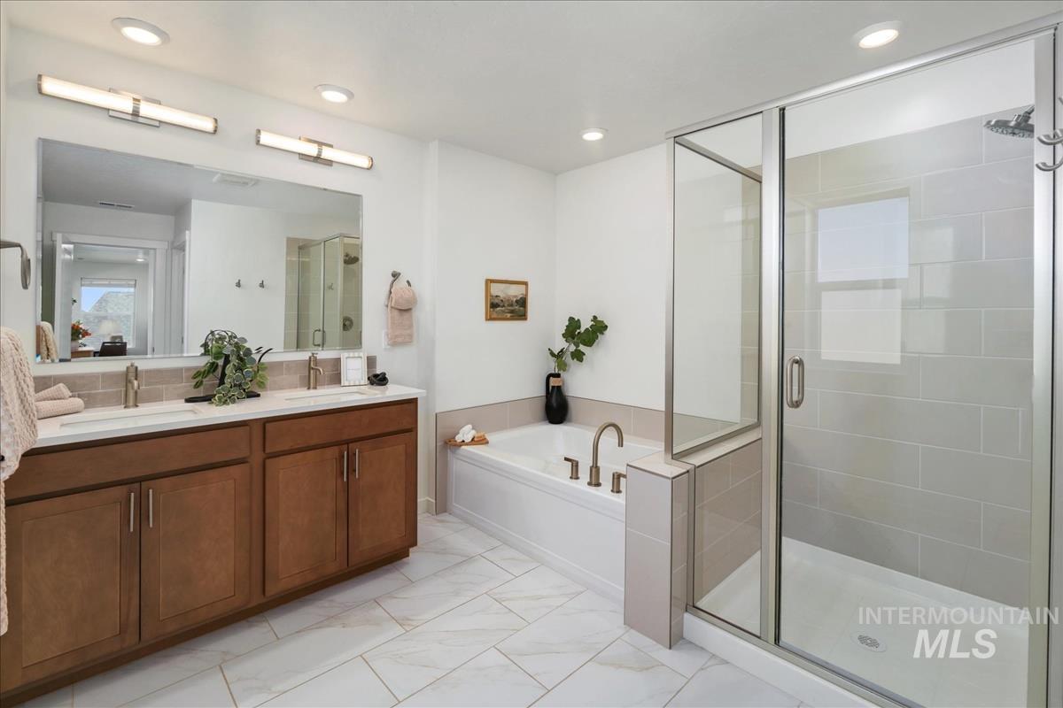 4320 S Graycliff Property Photo 27