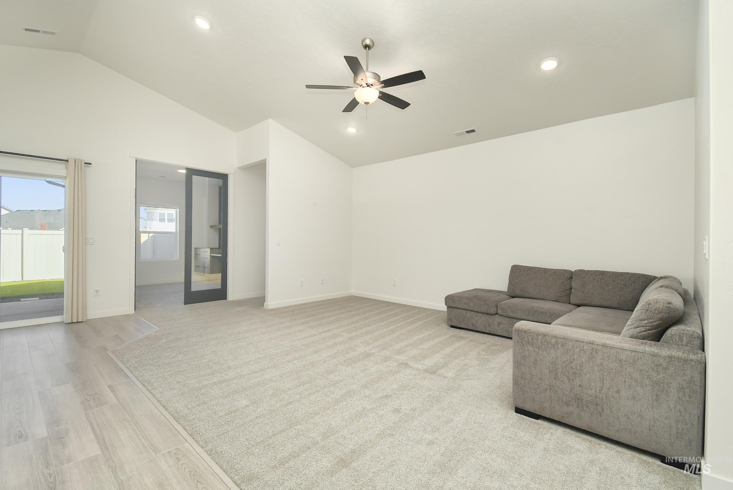 7784 E Monmouth Way Property Photo 20