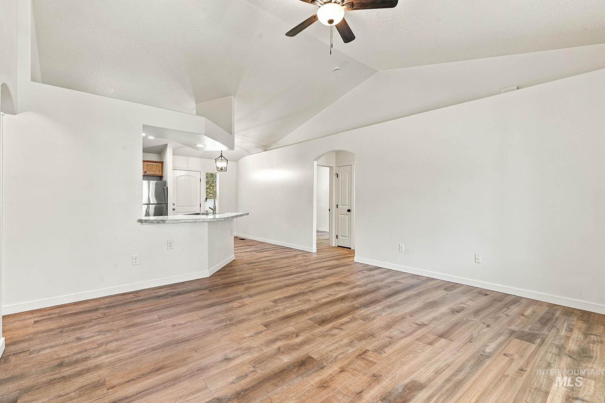 5018 Lathrop Pl Property Photo 8