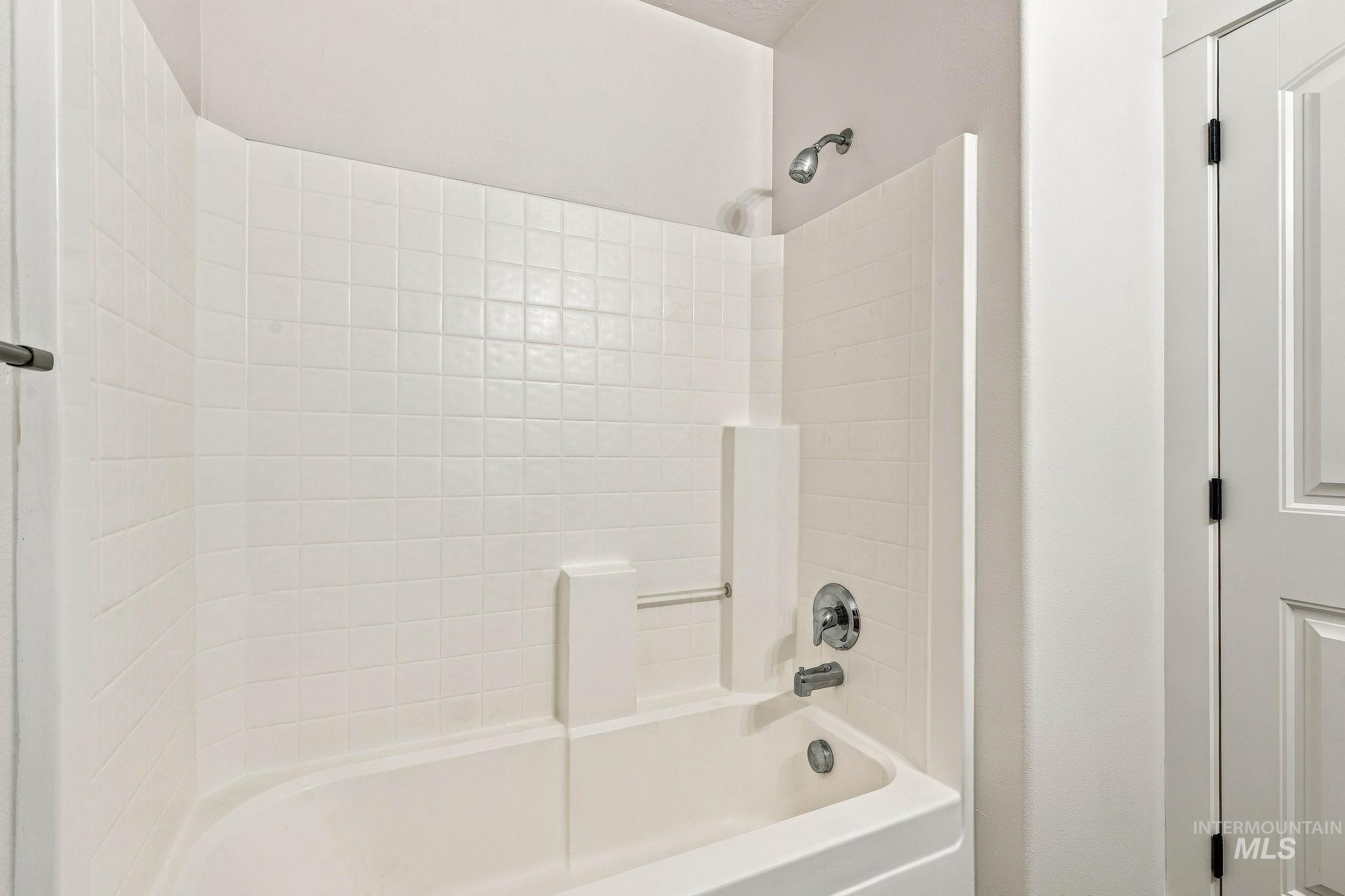5018 Lathrop Pl Property Photo 20