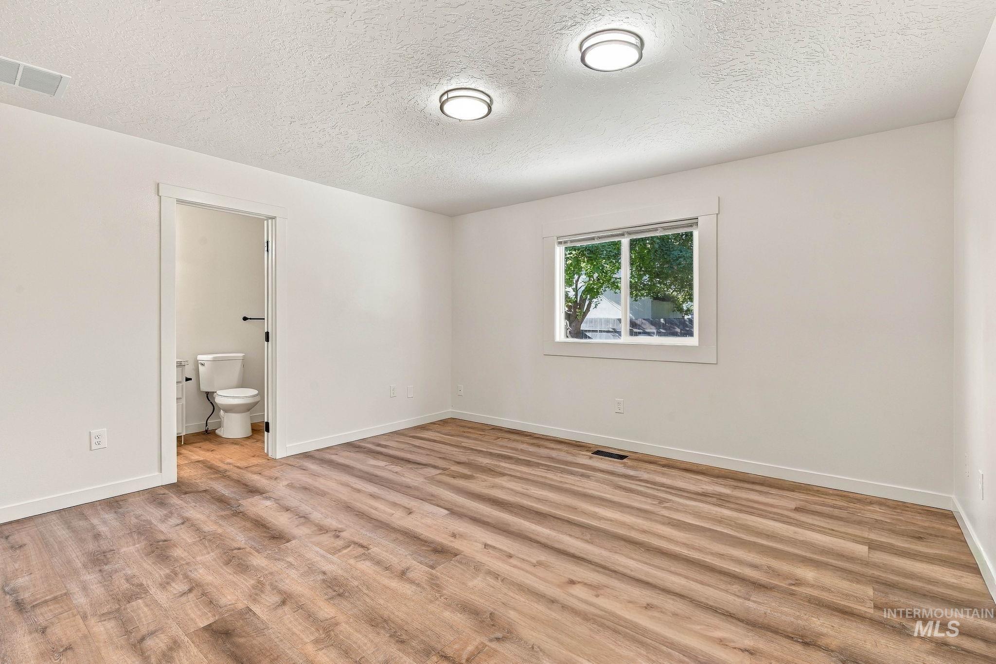 5018 Lathrop Pl Property Photo 25