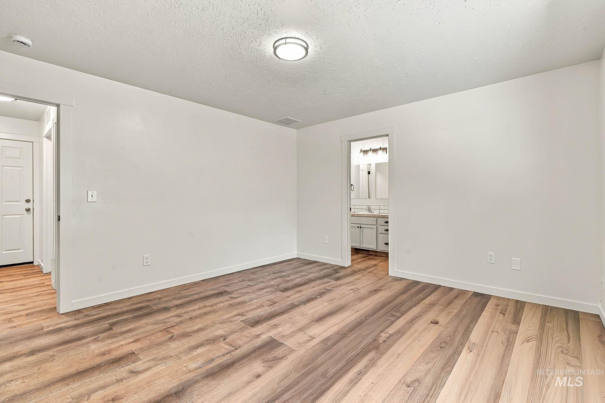 5018 Lathrop Pl Property Photo 26