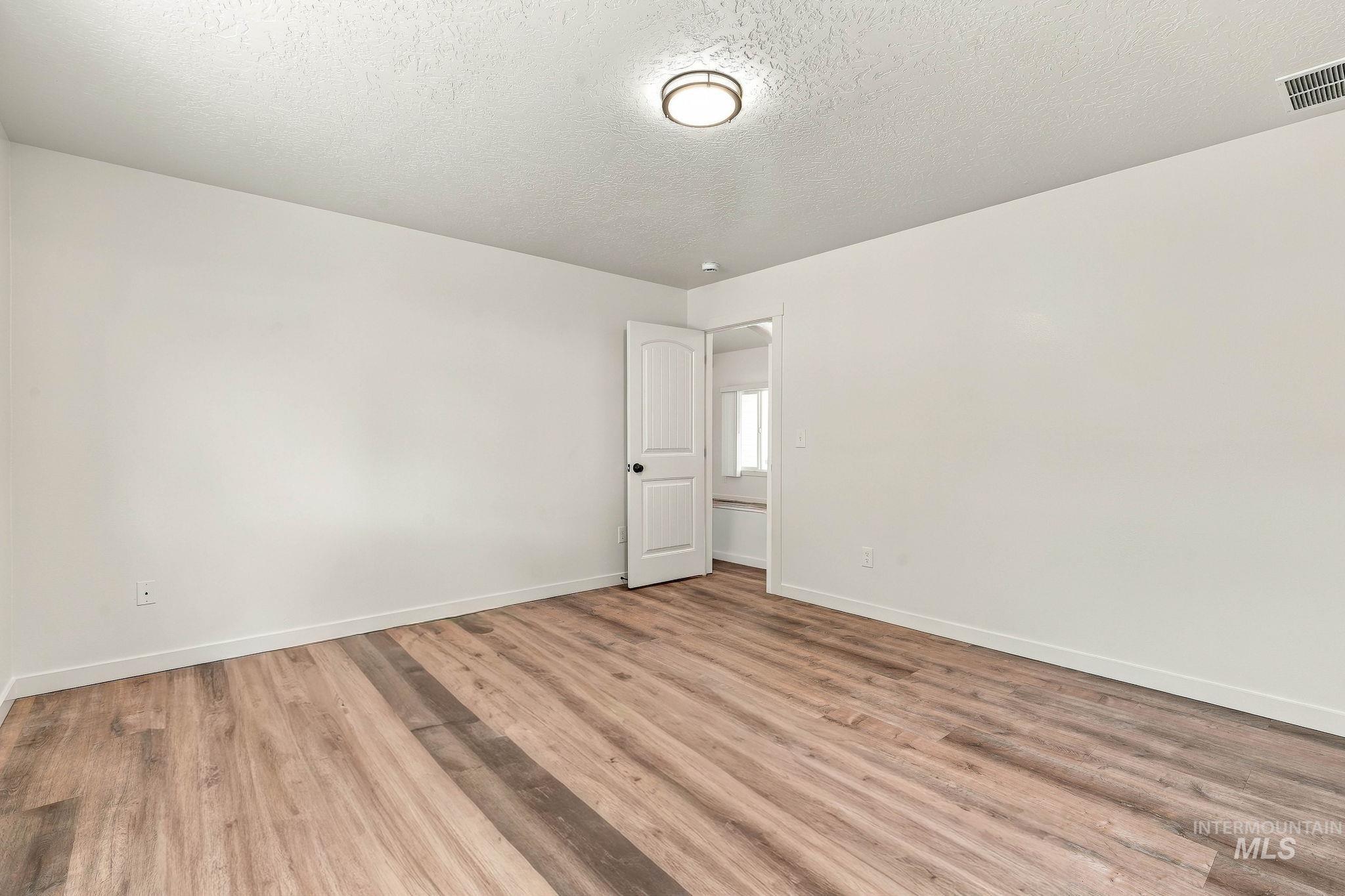 5018 Lathrop Pl Property Photo 27