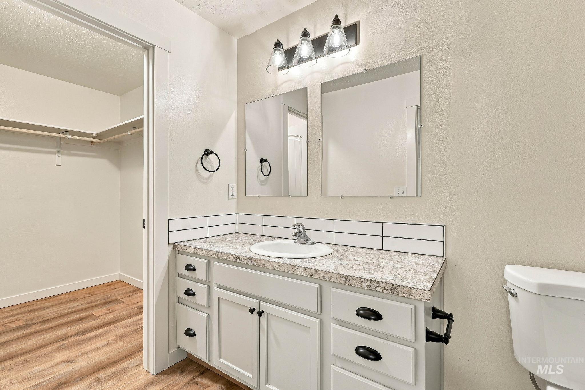5018 Lathrop Pl Property Photo 30