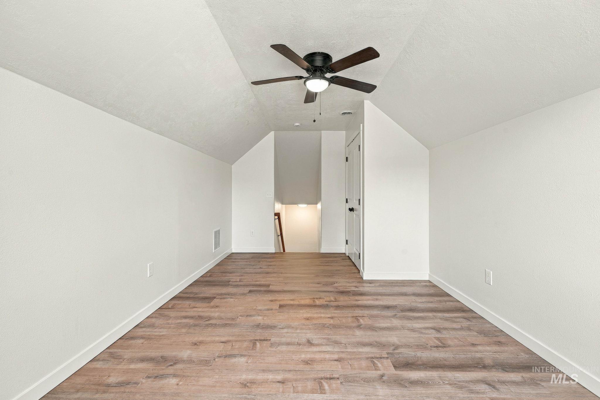 5018 Lathrop Pl Property Photo 34