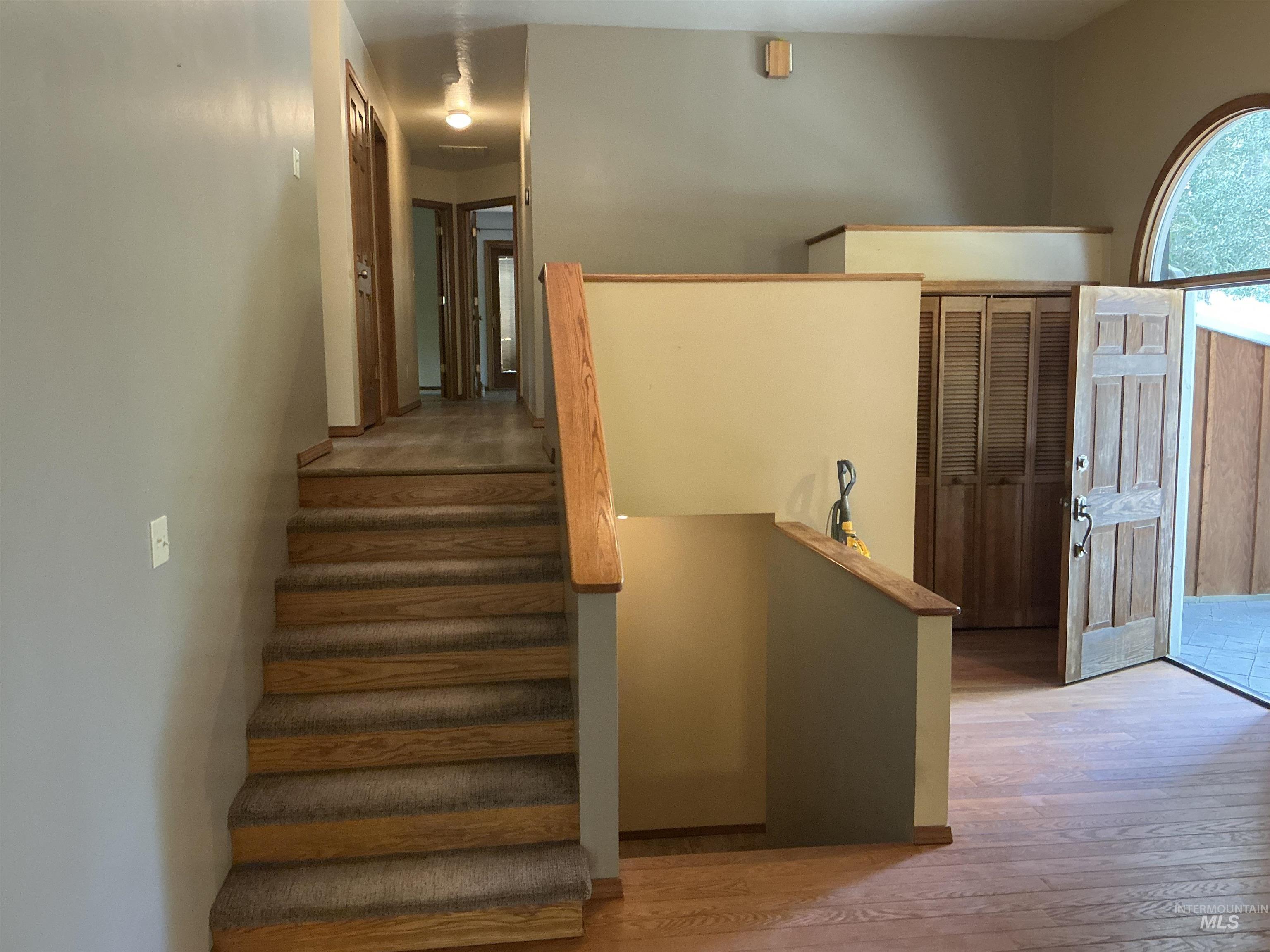 985 E 2450 S 985 E 245 S Property Photo 15
