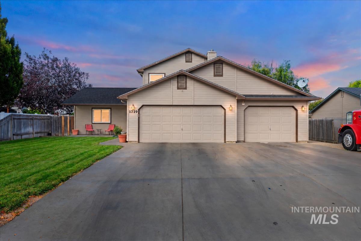 1719 Emerald Drive Property Photo 1