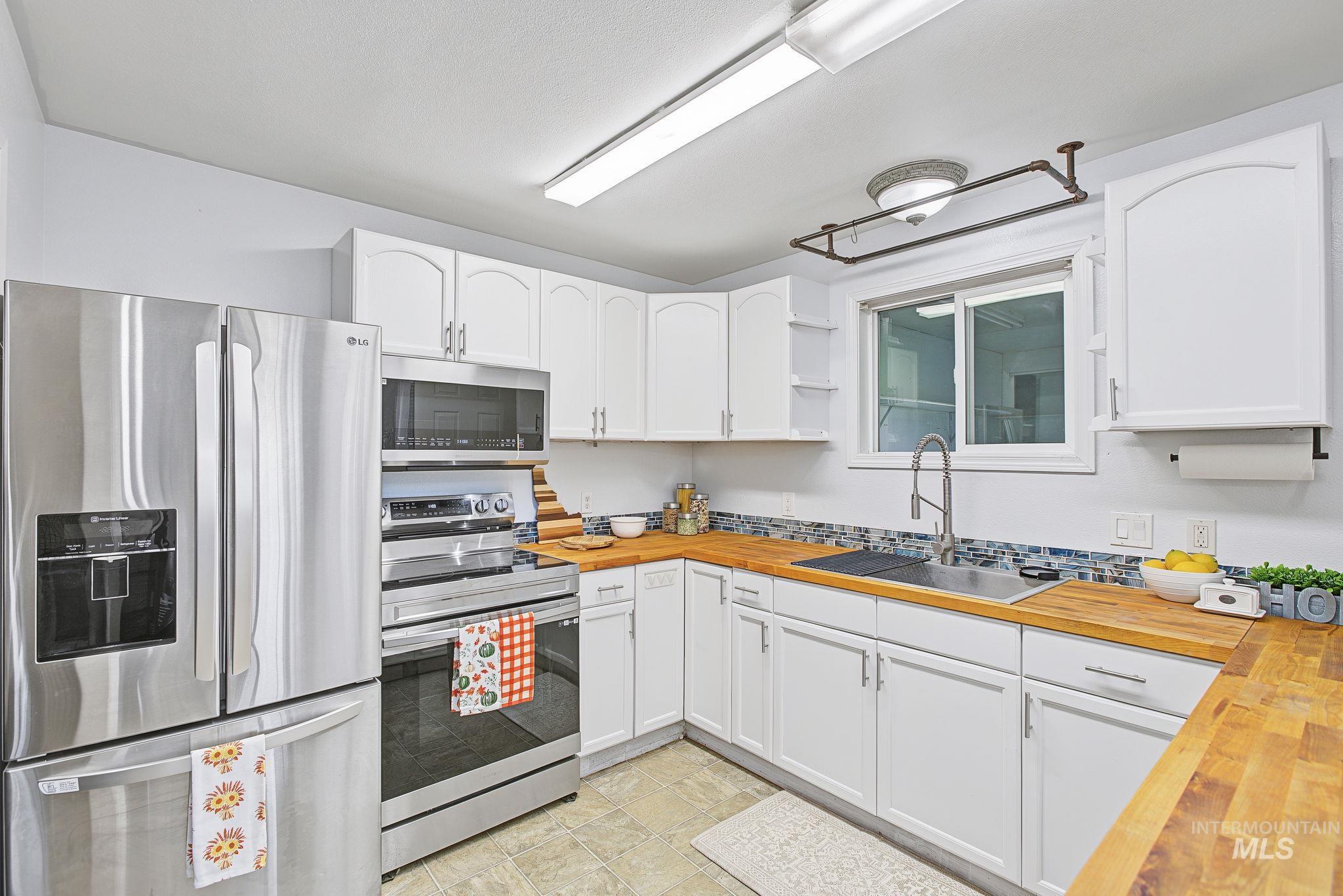 2125 N Polk Ext. Property Photo 13