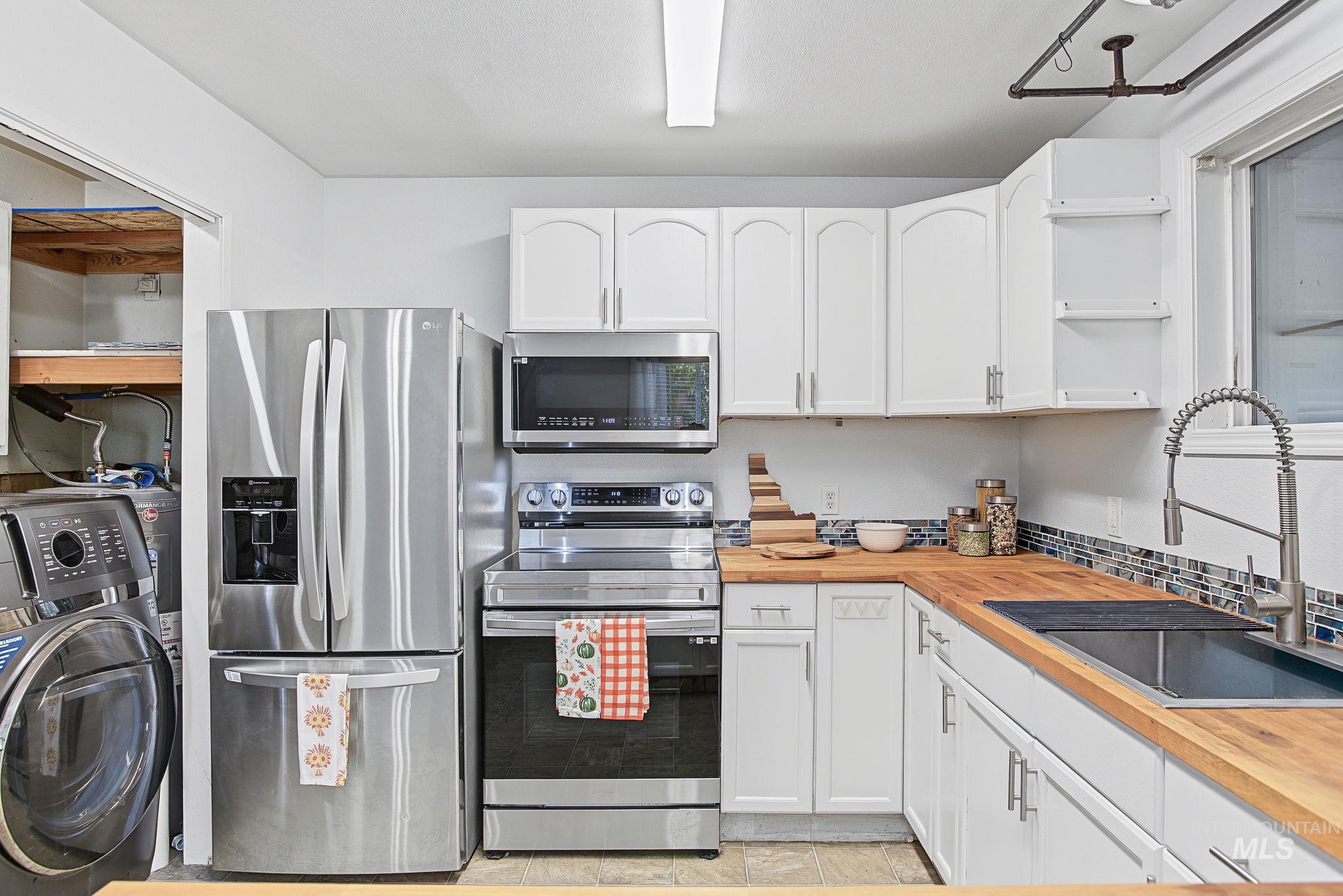 2125 N Polk Ext. Property Photo 14