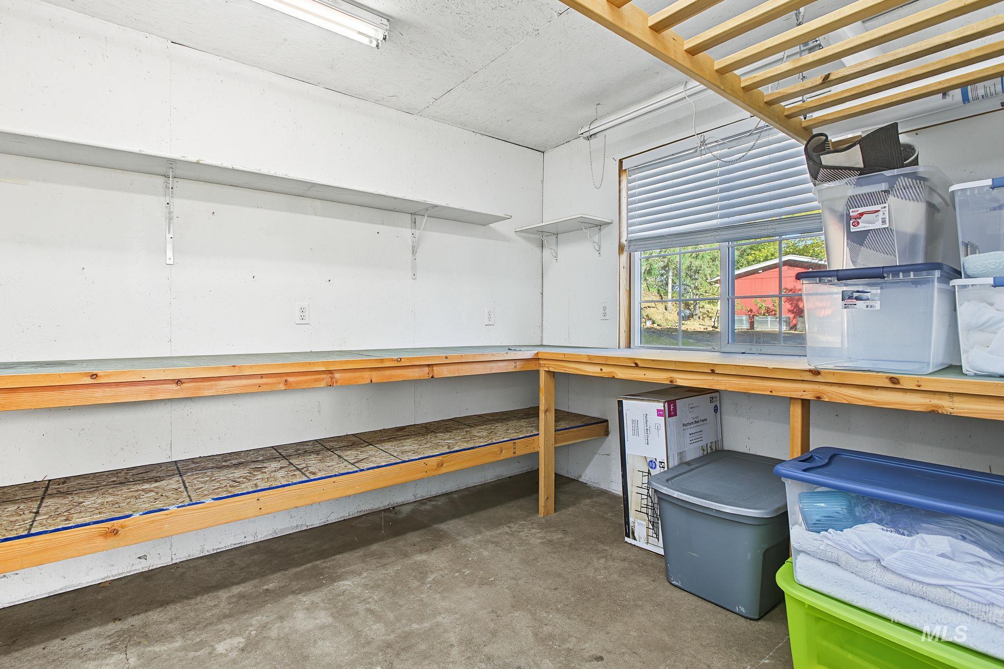 2125 N Polk Ext. Property Photo 28