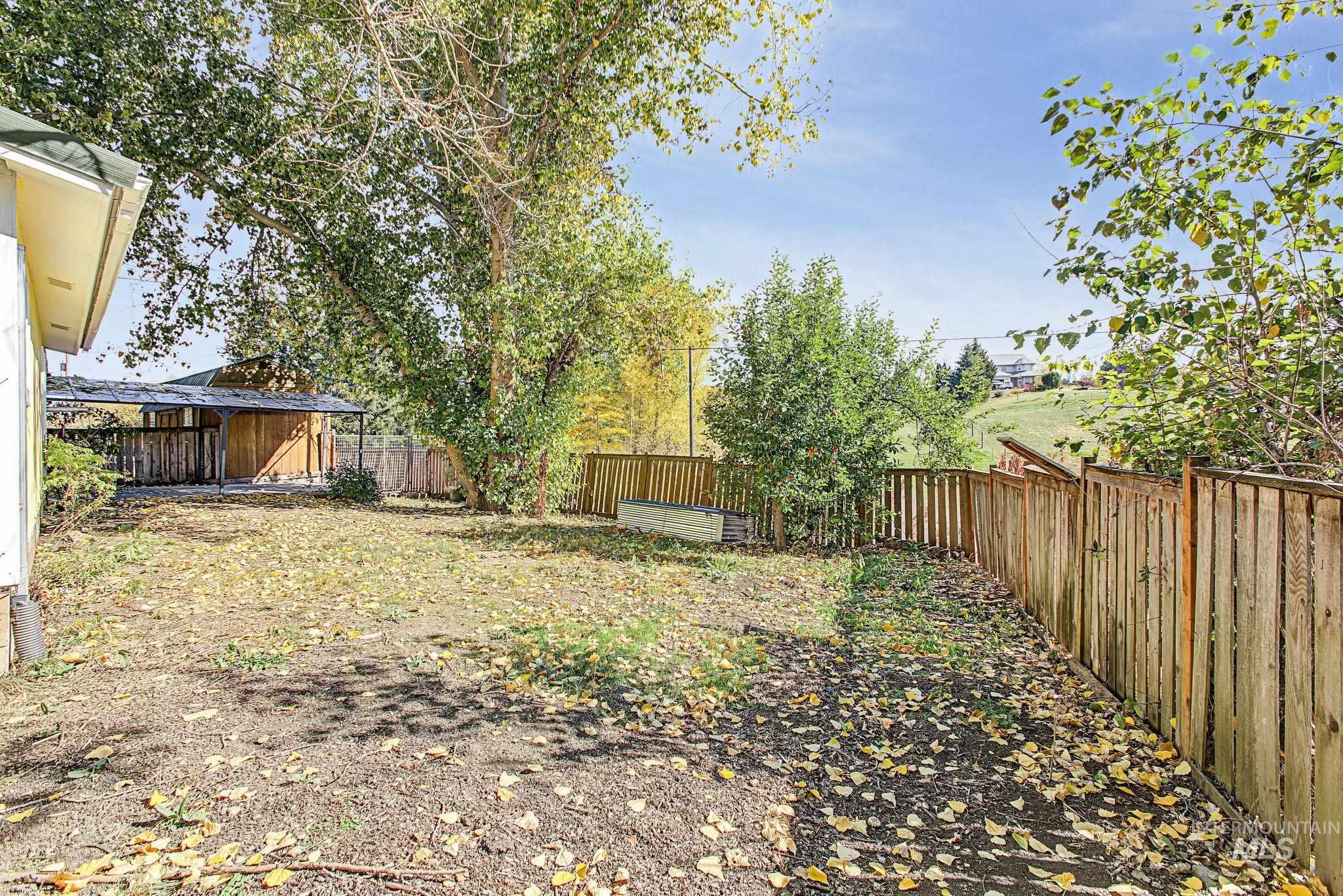 2125 N Polk Ext. Property Photo 35