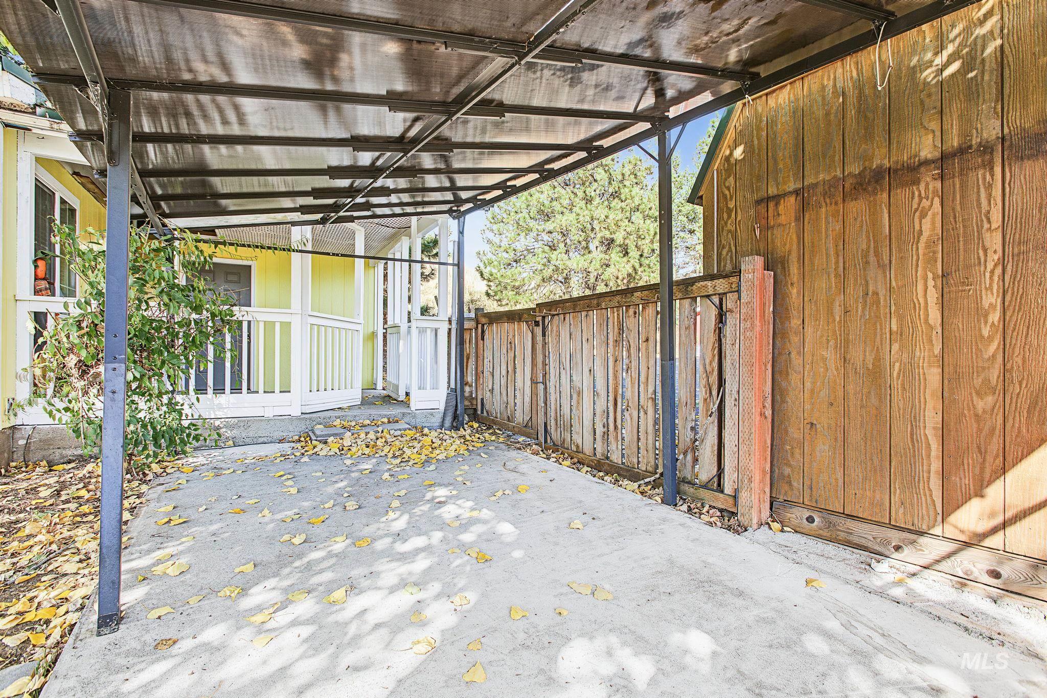 2125 N Polk Ext. Property Photo 40