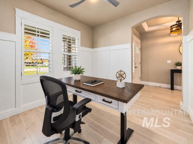 4615 W Greenspire Dr Property Photo 22