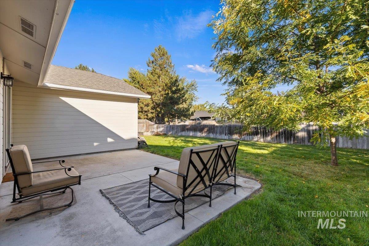 6592 W Tobi Drive Property Photo 19