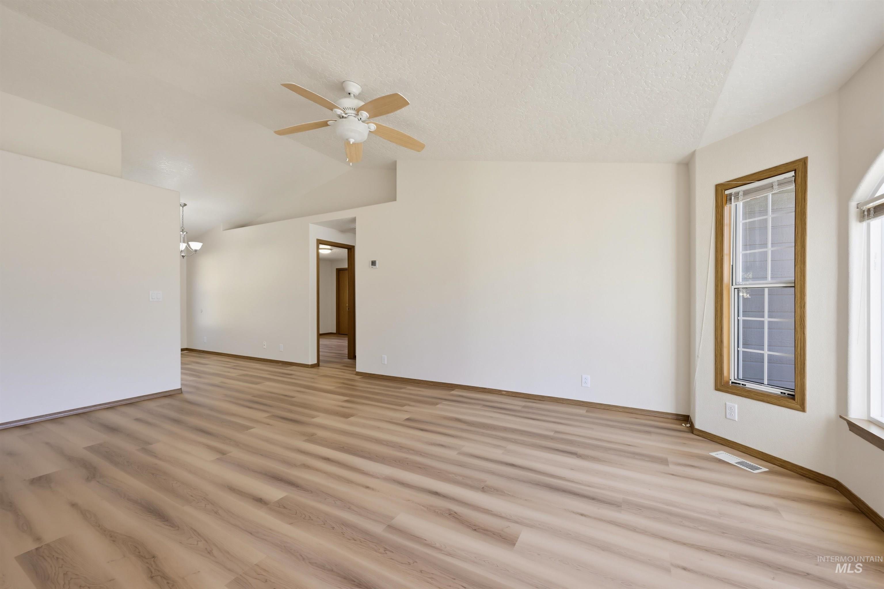 3294 Aubrietta Property Photo 7