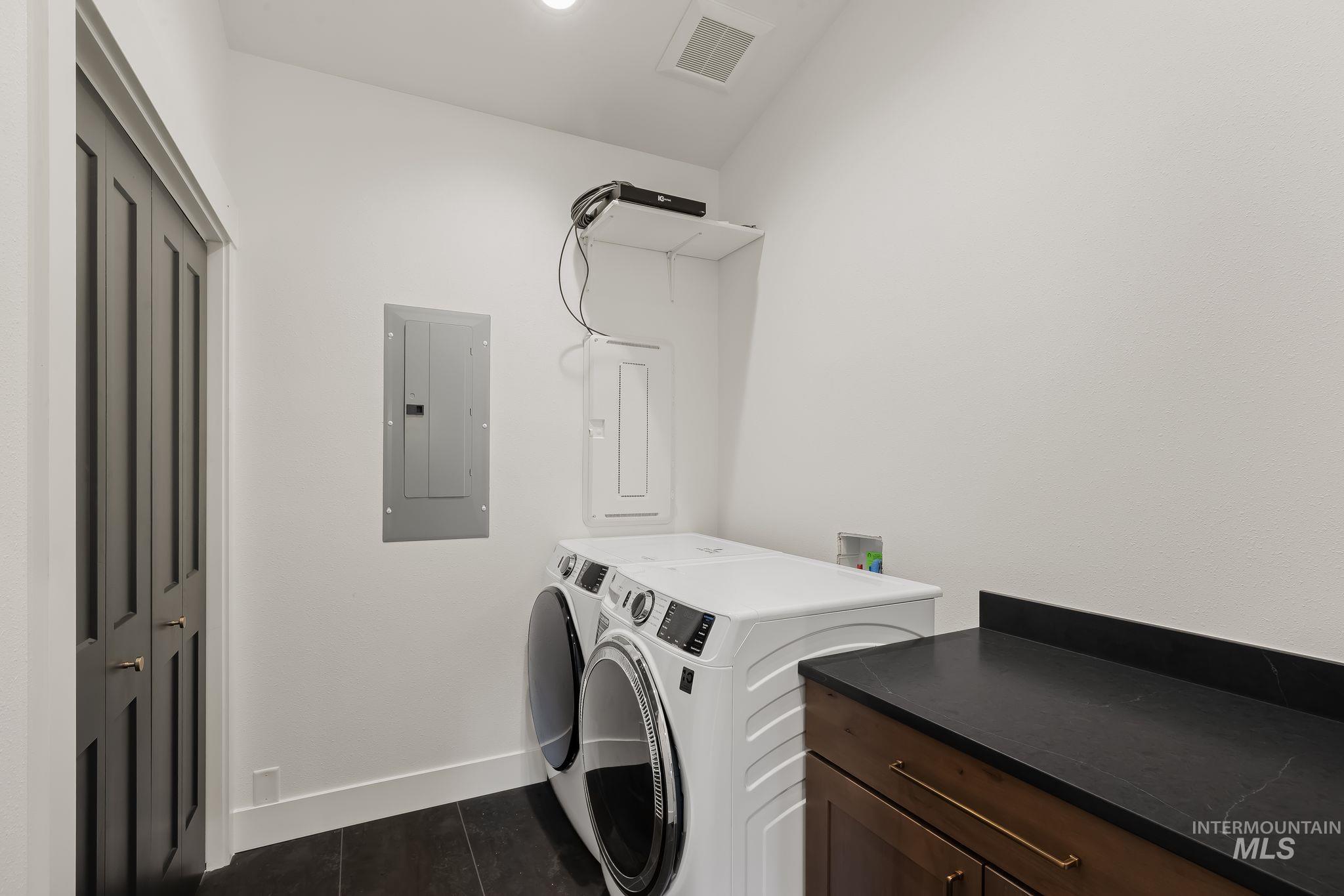 43938 Yellow Pine Avenue Property Photo 27