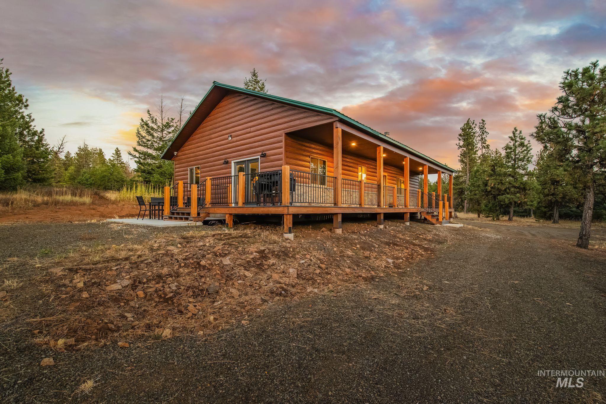 43938 Yellow Pine Avenue Property Photo 32