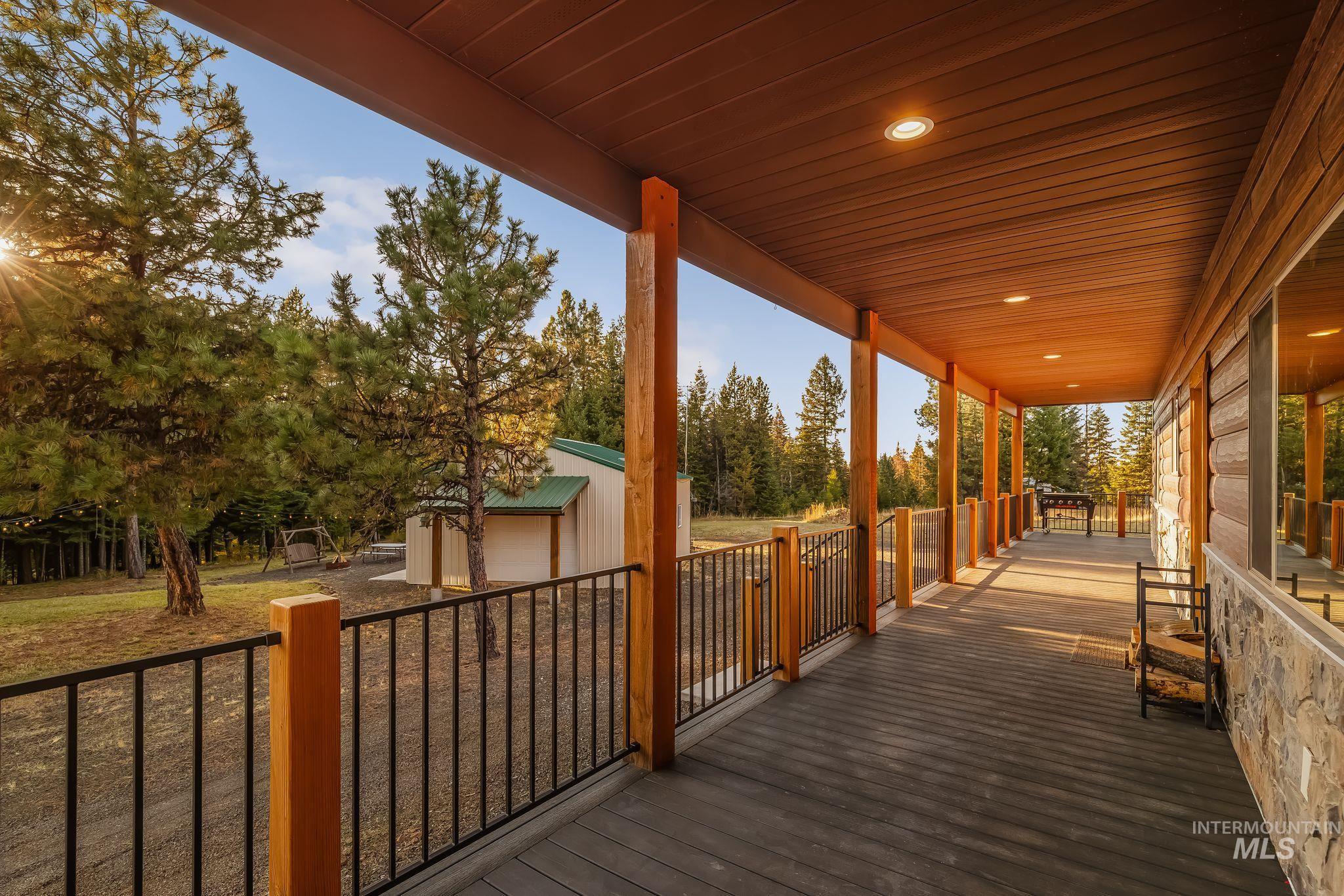 43938 Yellow Pine Avenue Property Photo 34