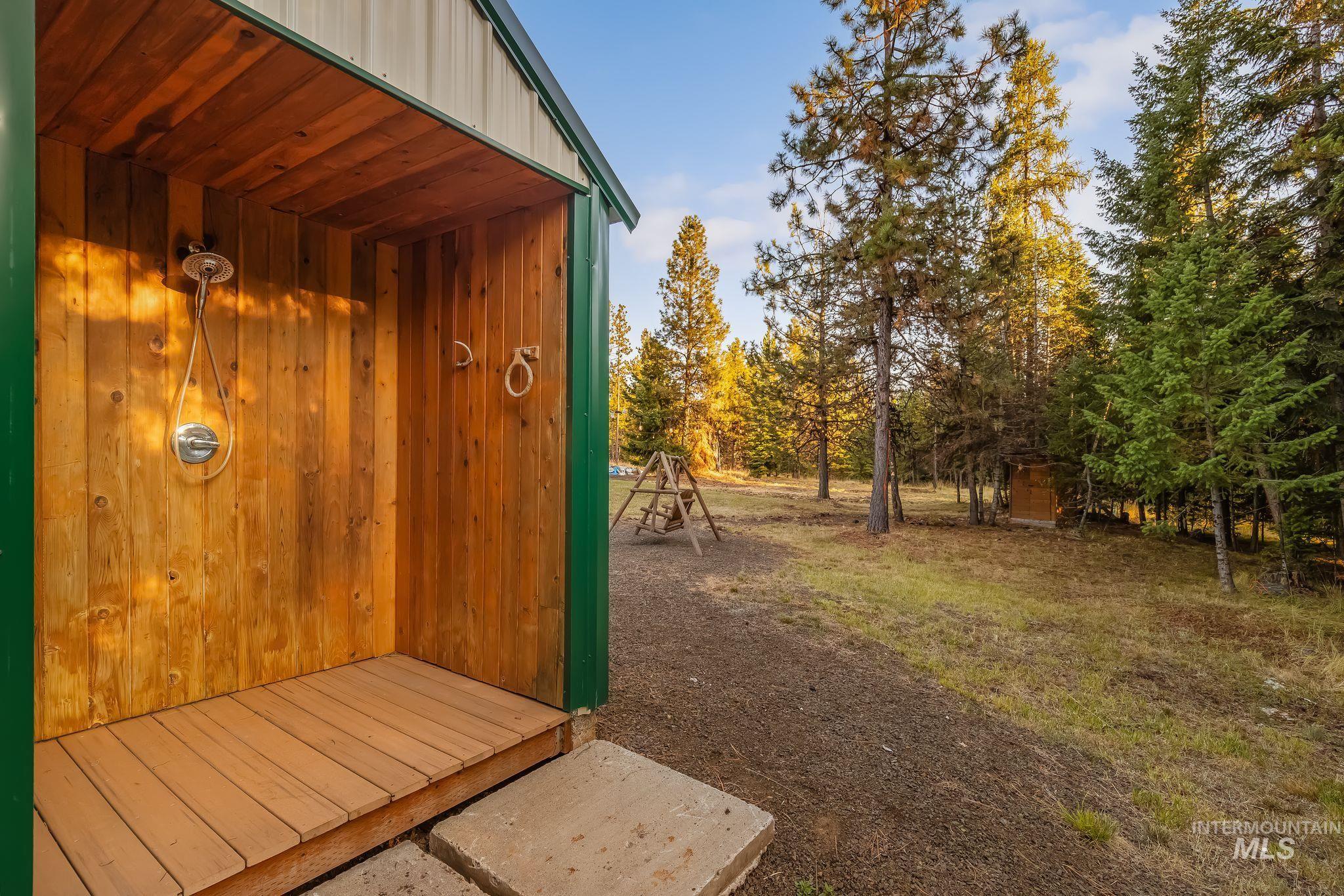 43938 Yellow Pine Avenue Property Photo 43