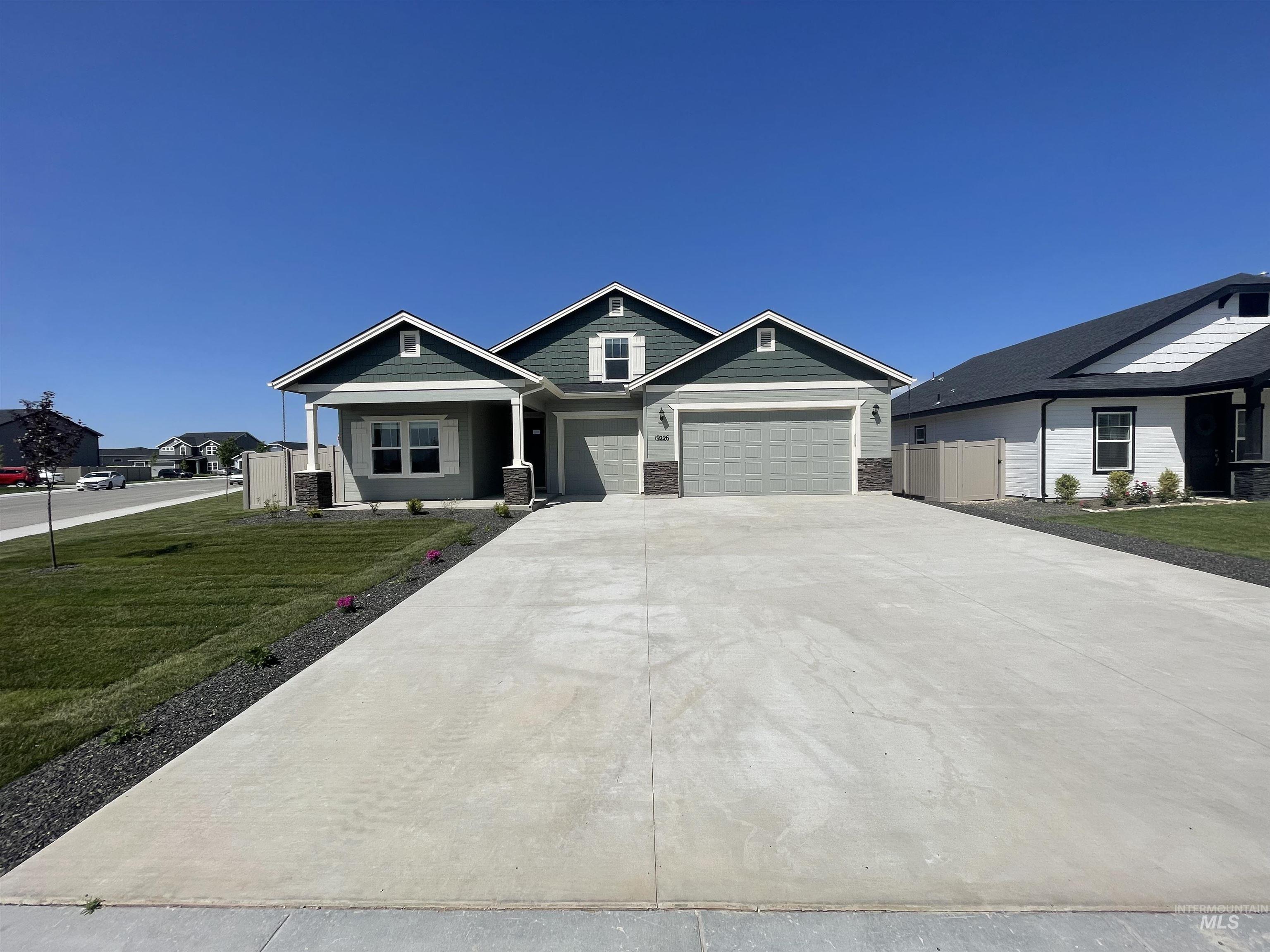 1575 Longford St Property Photo