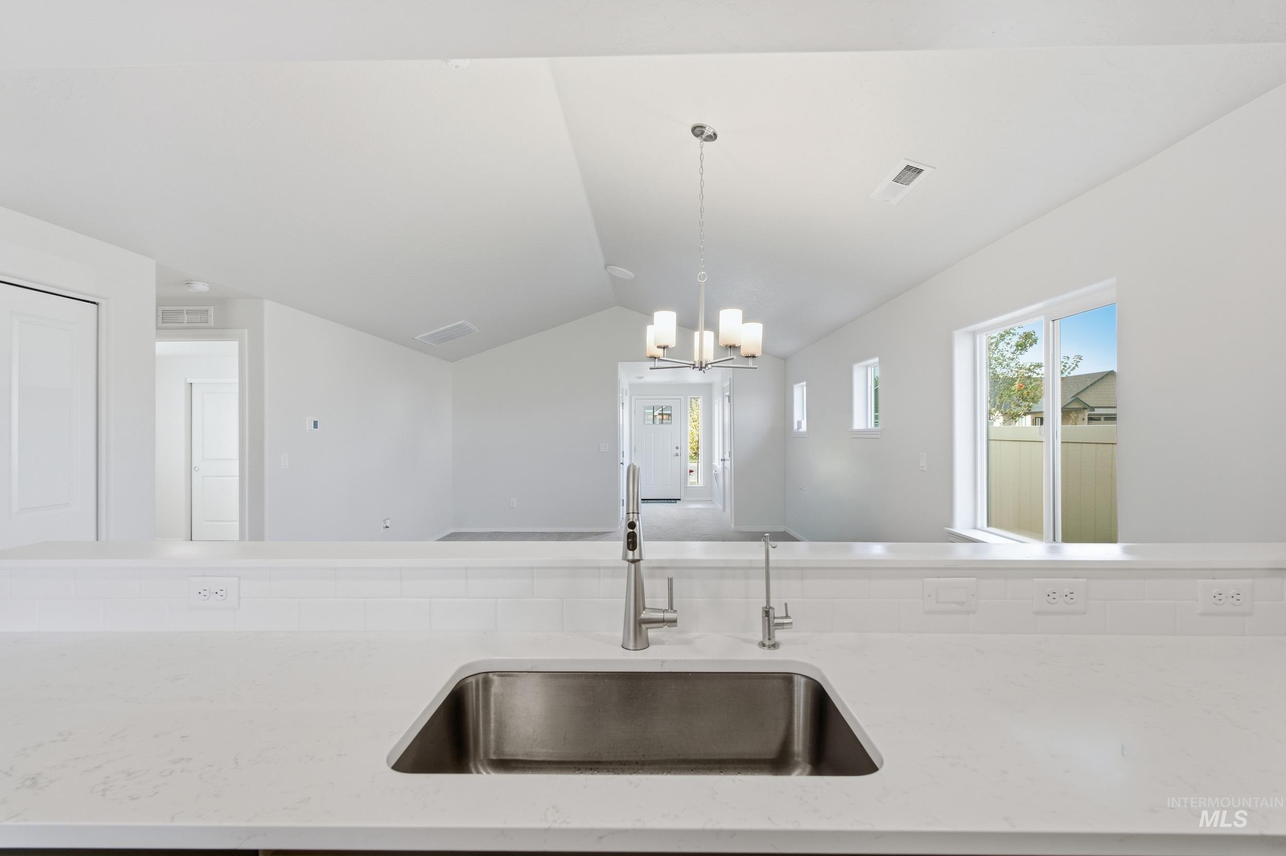 2276 E Cave Falls St Property Photo 12