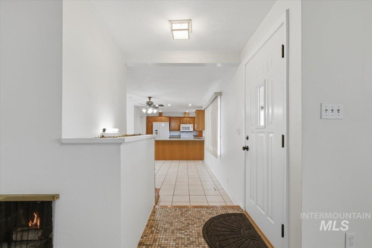 1642 Rim View Dr Property Photo 3