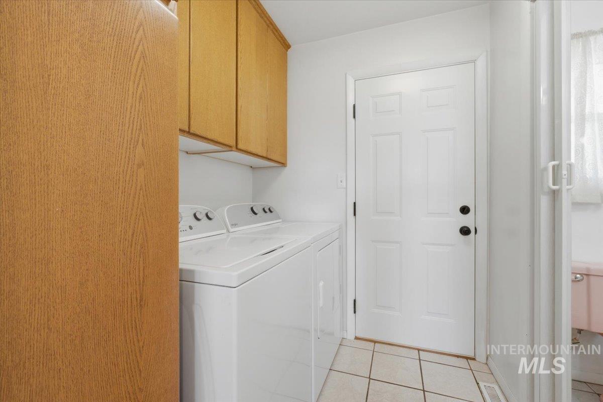 1642 Rim View Dr Property Photo 20