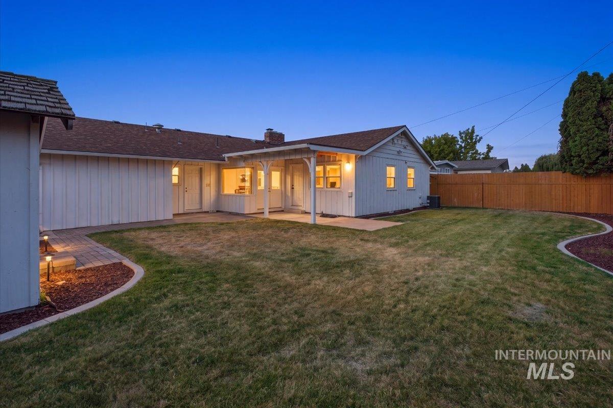1642 Rim View Dr Property Photo 25